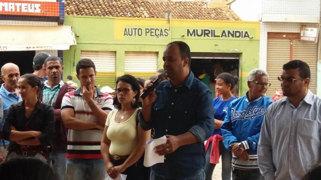 A Prefeitura Municipal de Mulungu do Morro realiza hoje 03 de maio a homenagem ao dia do trabalho.